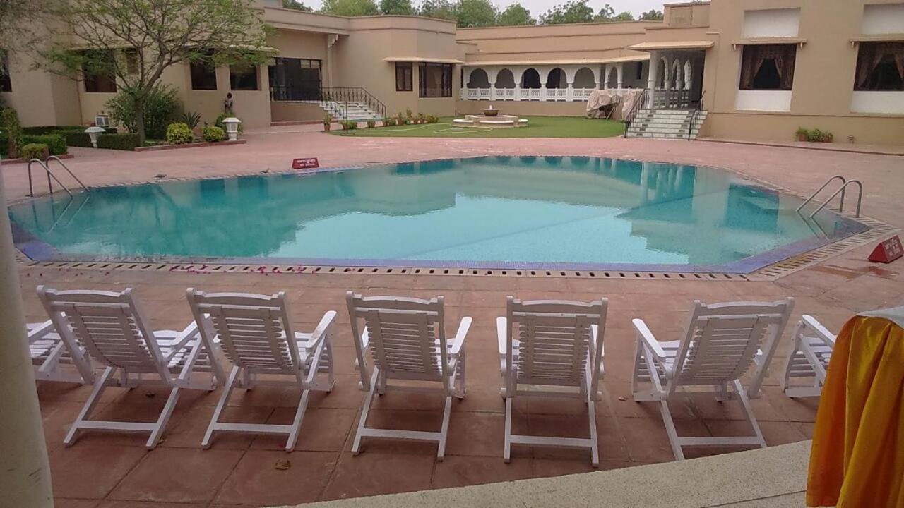 Heritage Resort Bikaner Eksteriør bilde